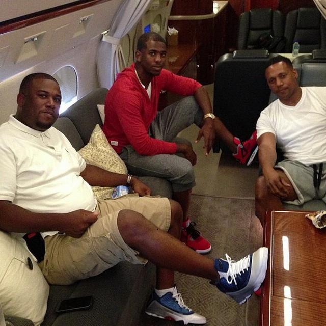 埃贝尔：诺伊尔仍是世界最佳门将之一；续约问题我们会联系他（埃贝尔称诺伊尔仍属世界顶尖门将；续约事宜将与其沟通）