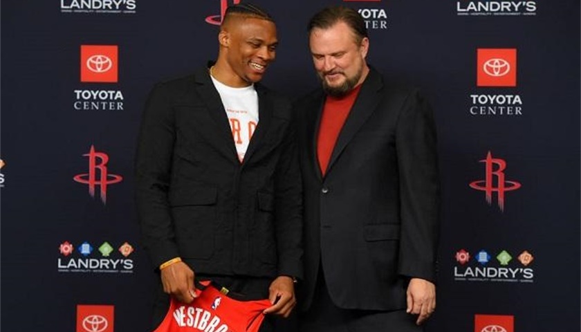 环足奖2025年最佳前锋投票：亚马尔第一，姆巴佩、登贝莱二三（2025年环足奖最佳前锋投票结果：亚马尔居首，姆巴佩、登贝莱分列二三）