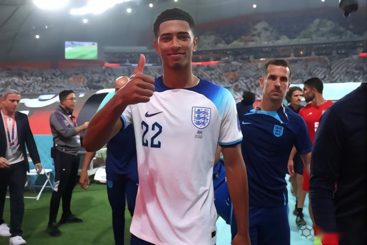 赫塔费主帅：我们球员缺乏经验，若两人一起倒地就不必离场治疗（赫塔费主帅称球队经验不足：两人同时倒地无需离场治疗）