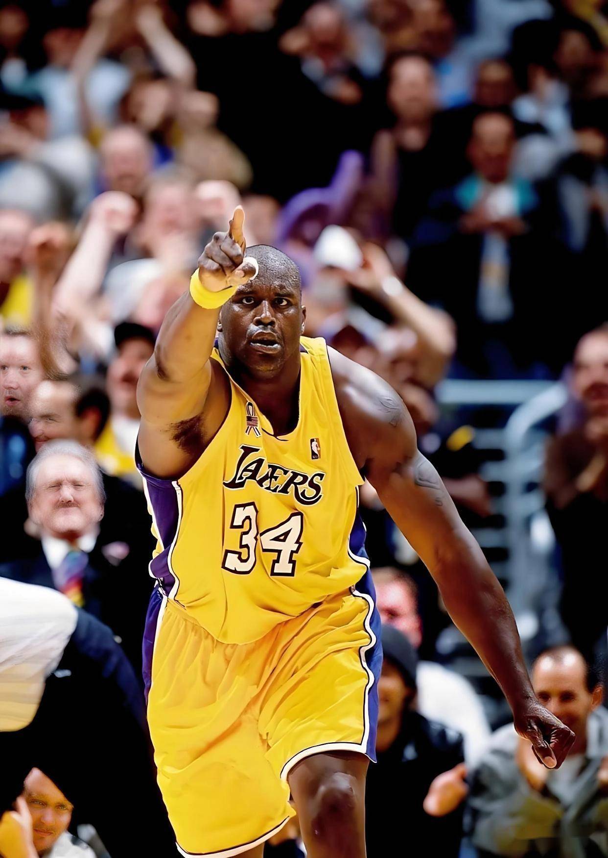 马克西20+4独木难支，奇兵31分刷爆生涯纪录，魔术41分大胜76人（马克西20+4难救主，奇兵轰生涯新高31分，魔术41分狂胜76人）