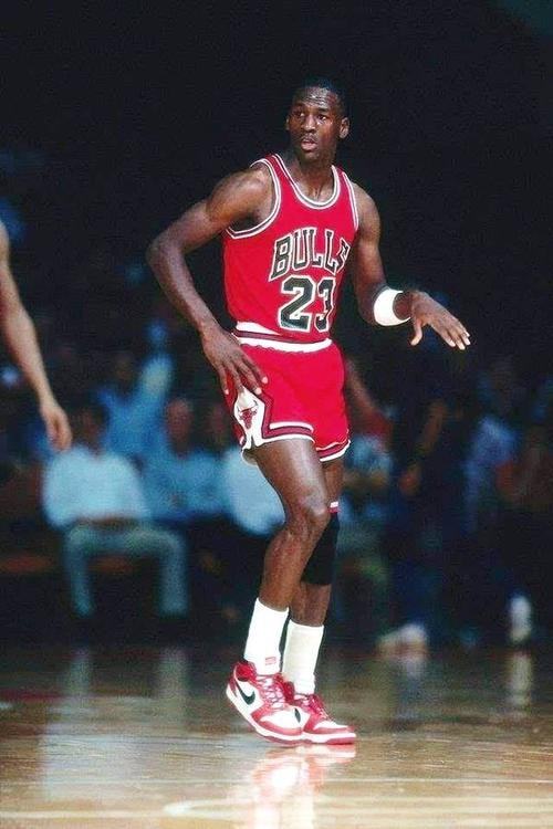 执教经验更 执教经验更