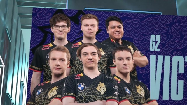 次赛场上 次赛场上